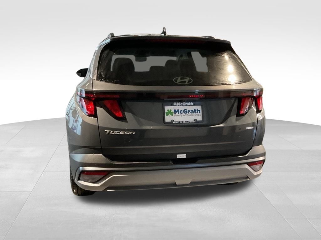 New 2026 Gray Hyundai SEL image 4