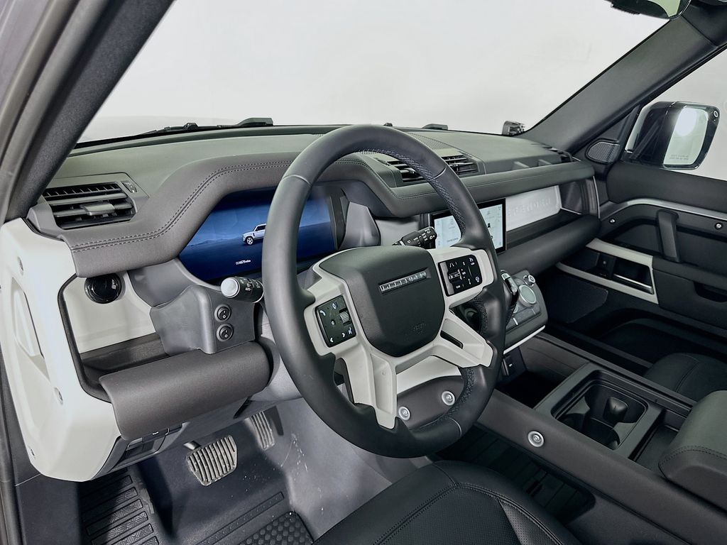 2024 Land Rover Defender 110 9