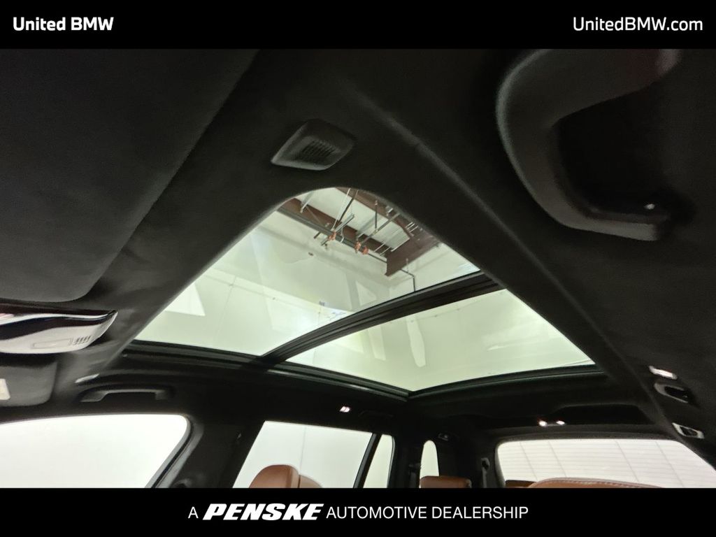 Thumbnail: 2026 BMW X7 - 20