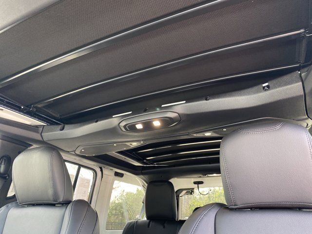 New 2026 White/off-white Jeep Sahara image 10