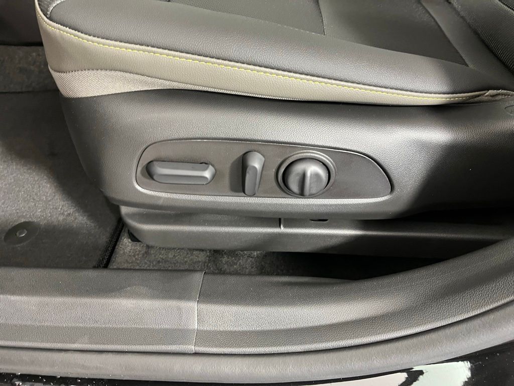 Thumbnail: 2026 Chevrolet Trax - 23