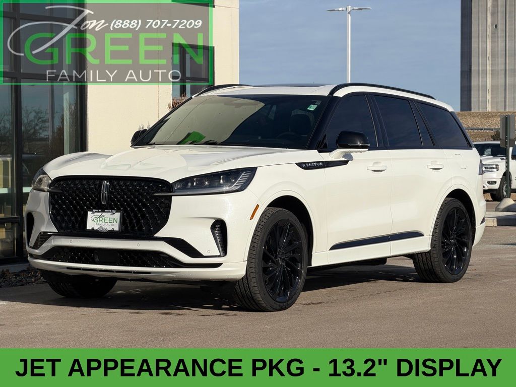 White 2025 Lincoln Aviator SUV / Crossover All-Wheel Drive Automatic