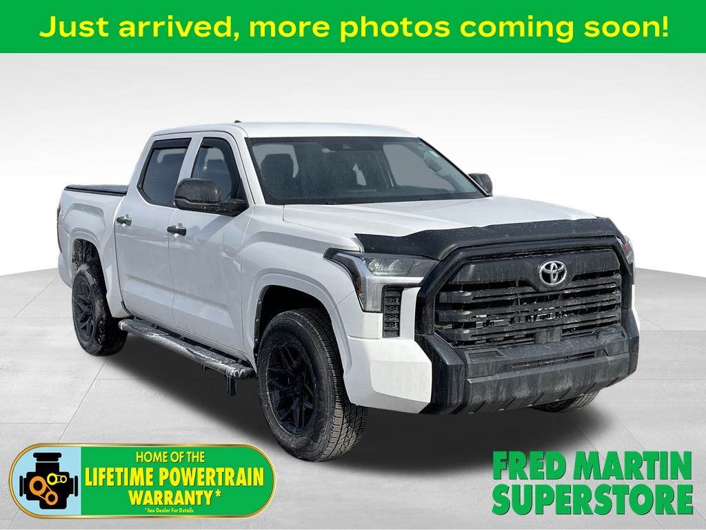 2024 Toyota Tundra SR CrewMax Cab 4WD