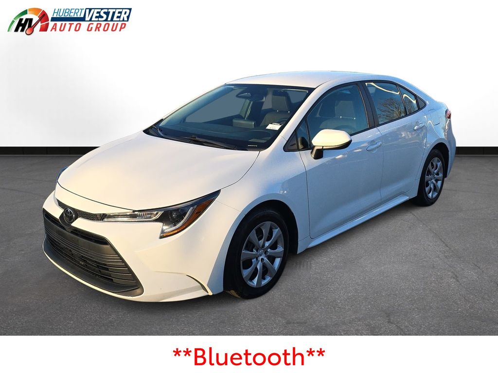 Used 2024 Toyota Corolla LE with VIN 5YFB4MDE0RP169836 for sale in Northfield, Minnesota