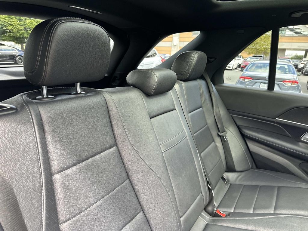 Thumbnail: 2020 Mercedes-Benz GLE - 27