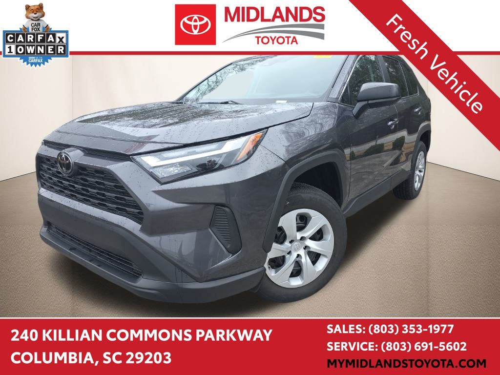 2025 Toyota RAV4 LE FWD