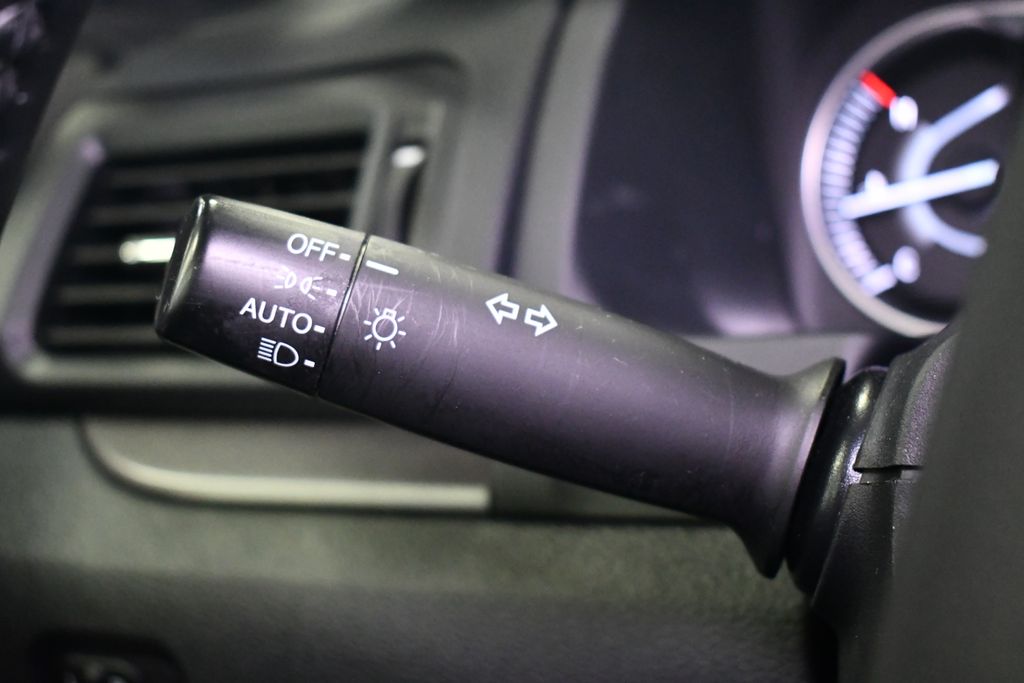 Thumbnail: 2023 Honda Passport - 21