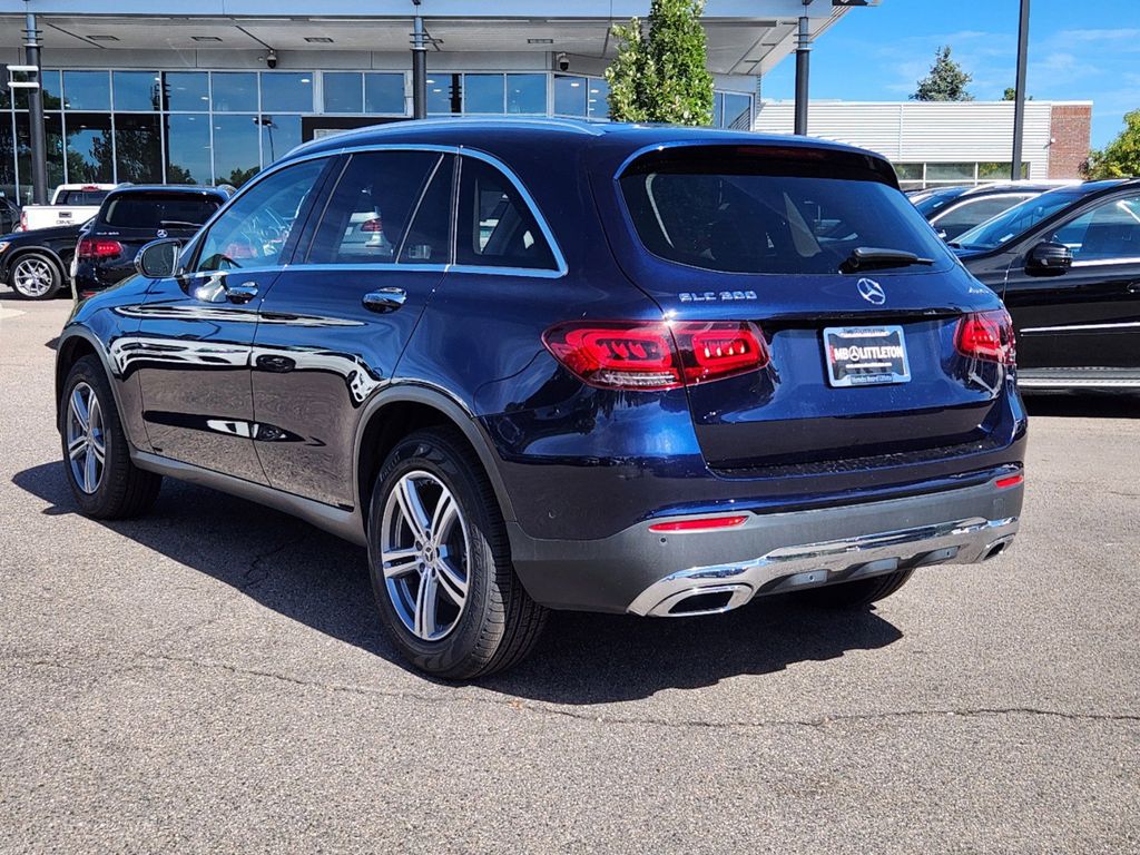 2021 Mercedes-Benz GLC GLC 300 5