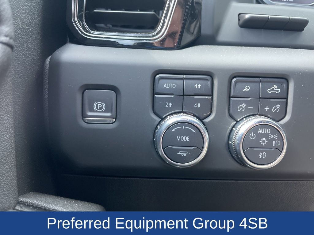2024 GMC Sierra 2500HD AT4