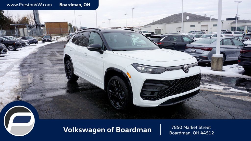 2026 Volkswagen Tiguan 2.0T SE R-Line Black