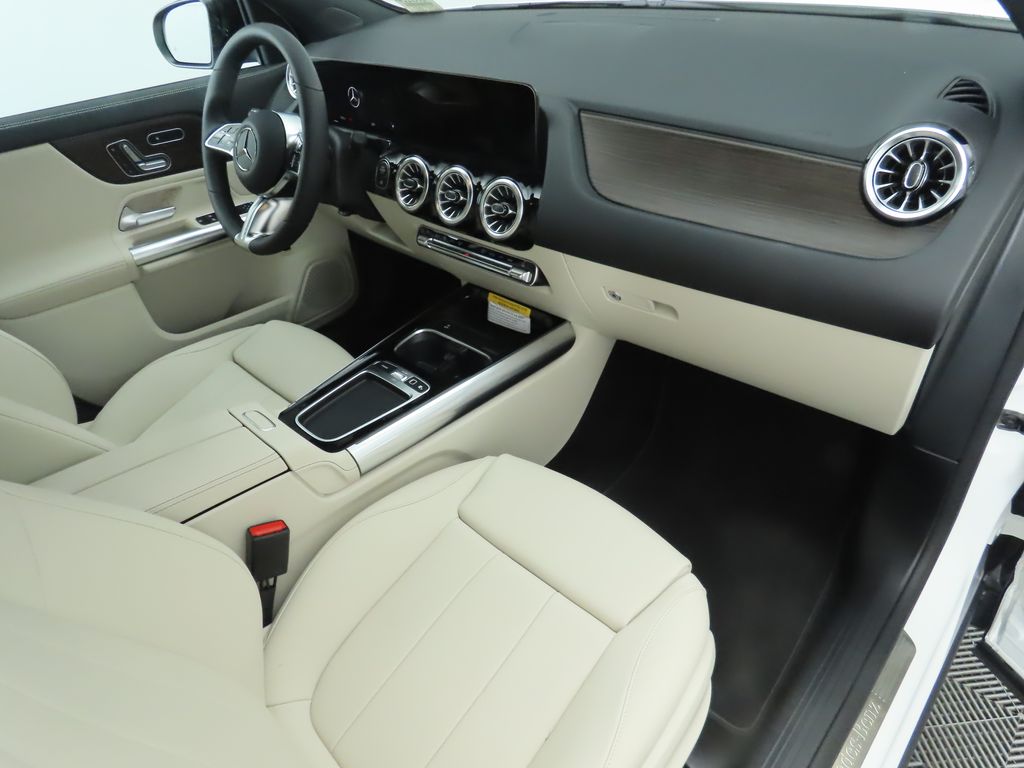Thumbnail: 2026 Mercedes-Benz GLA - 19