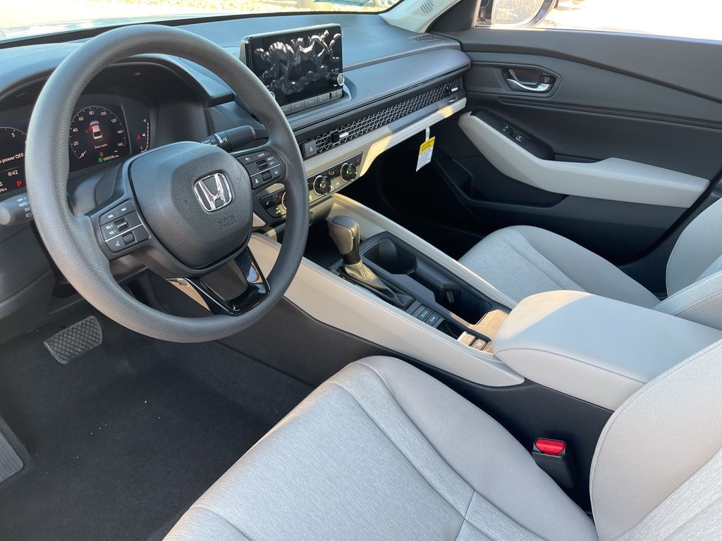Thumbnail: 2025 Honda Accord - 10