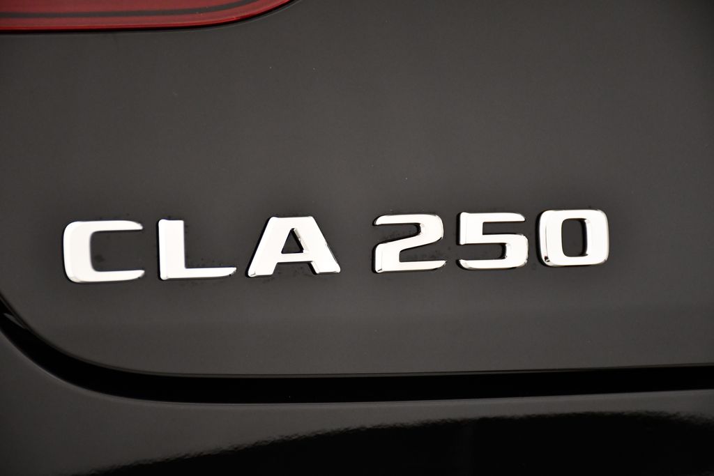 2025 Mercedes-Benz CLA 250 9