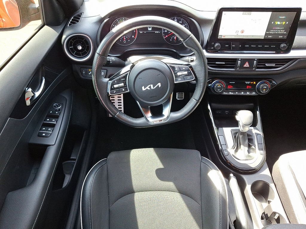 2022 Kia Forte GT-Line 11