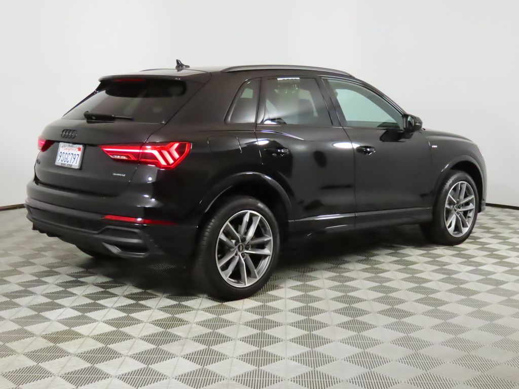 Thumbnail: 2025 Audi Q3 - 5