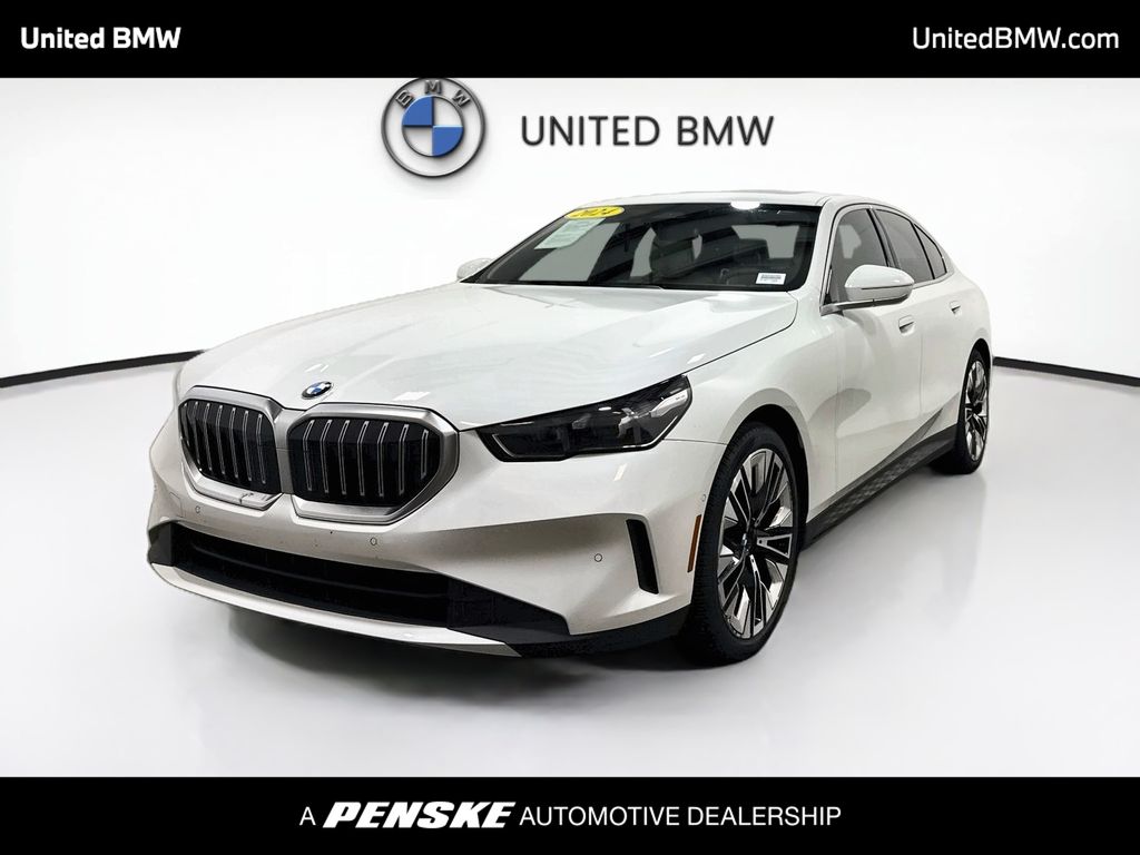 Thumbnail: 2024 BMW 5 Series - 1
