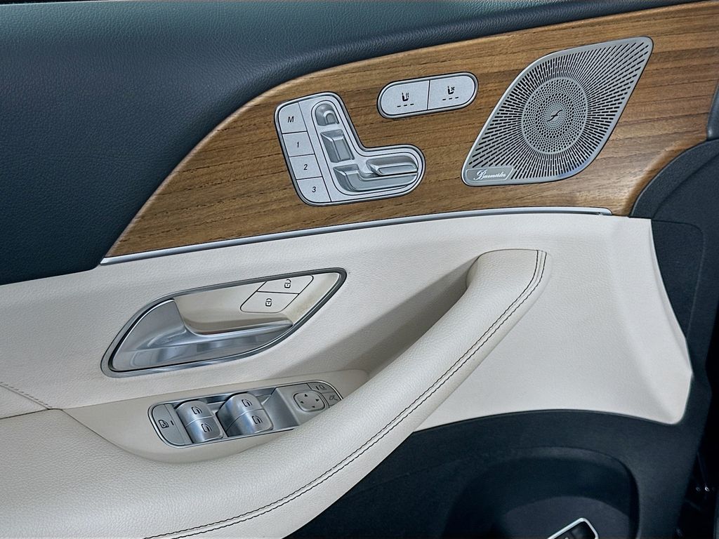 Thumbnail: 2021 Mercedes-Benz GLE - 18