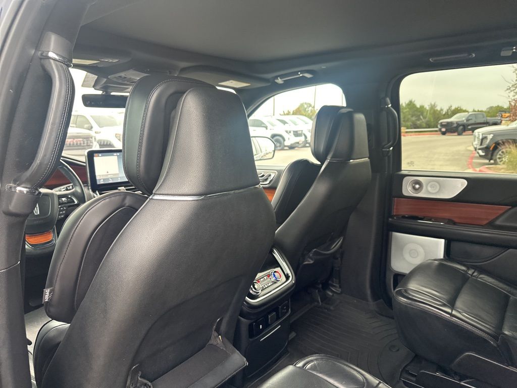 Used Car 2019 Lincoln Navigator L  L Reserve For Sale Under $40,000 In Austin, Texas