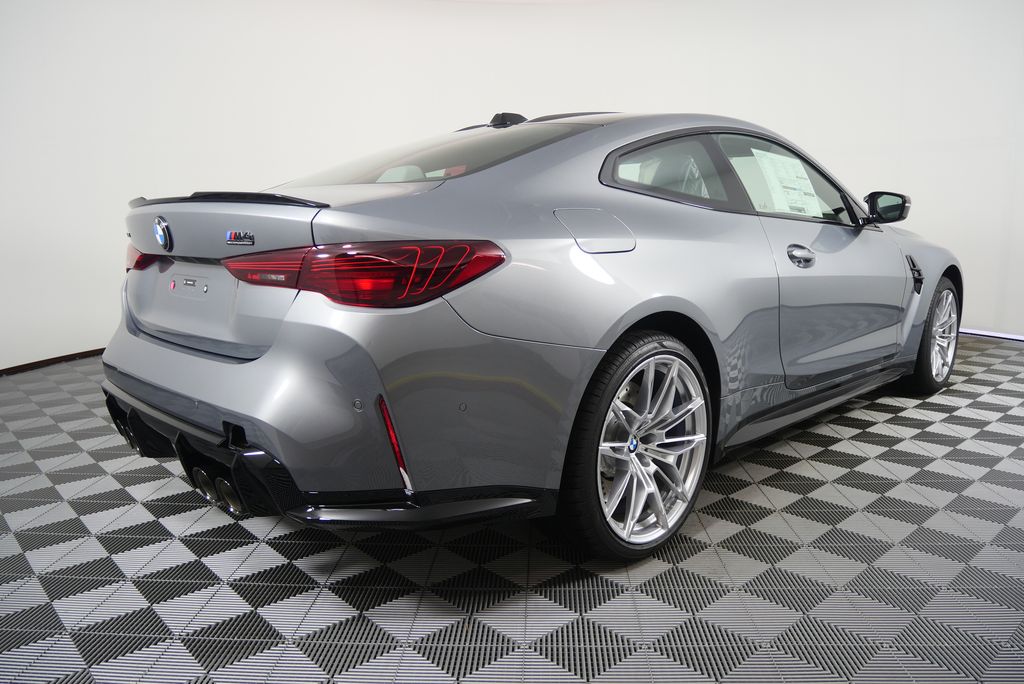 Thumbnail: 2026 BMW M4 - 3