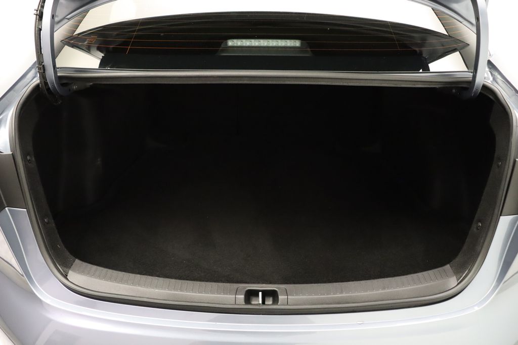 Thumbnail: 2025 Toyota Corolla - 22