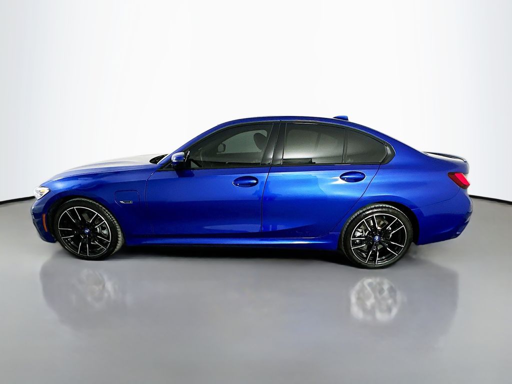 Thumbnail: 2022 BMW 3 Series - 8