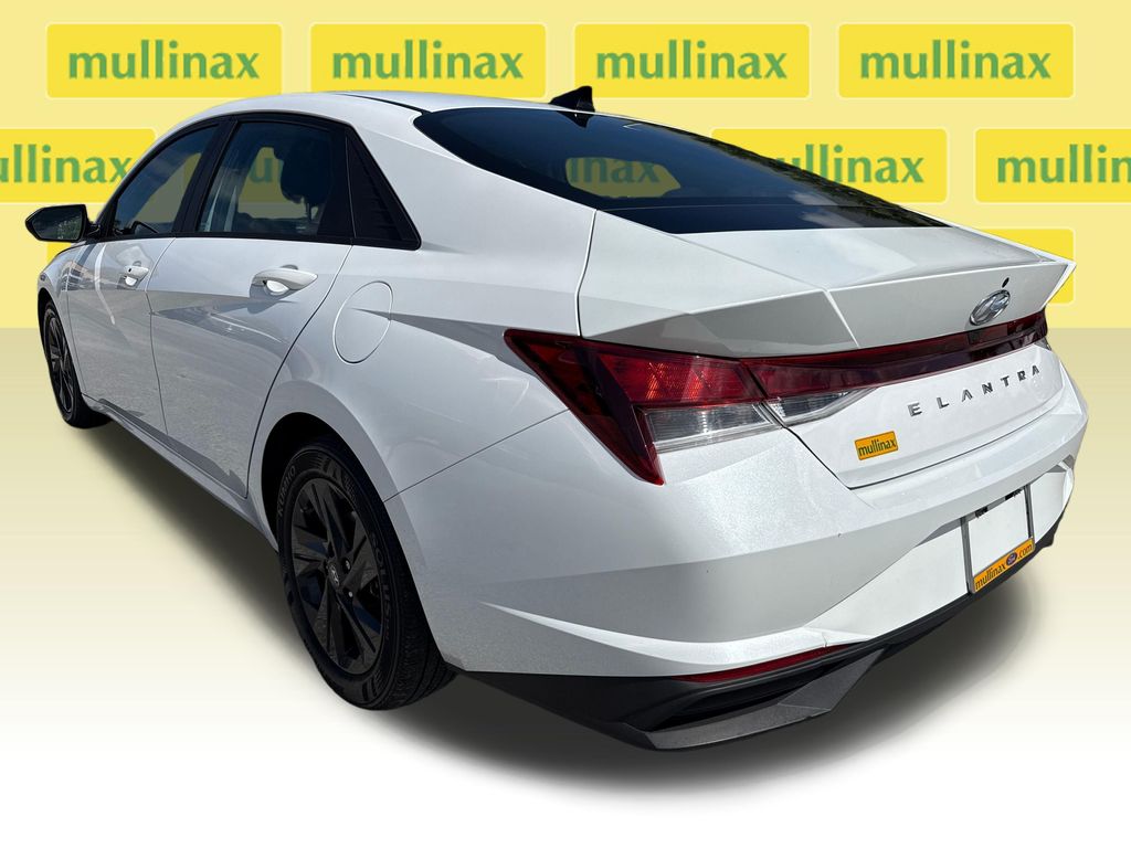 Certified Used 2021 Gray Hyundai SEL image 8