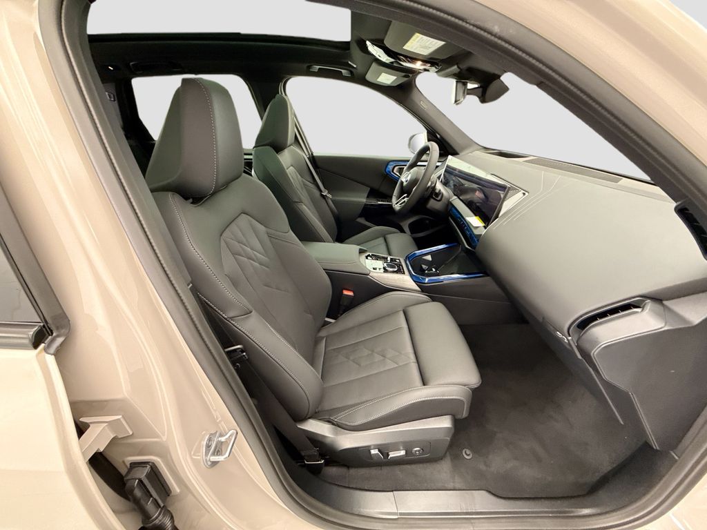 Used 2026 Beige BMW 30 xDrive image 19