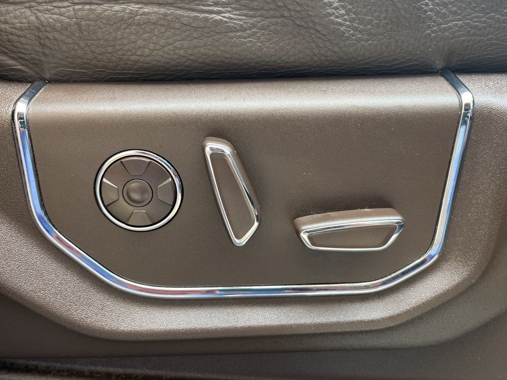 2016 Ford F-150 King Ranch 26