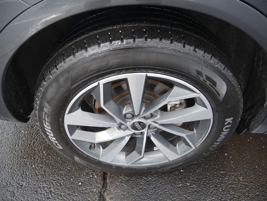 Thumbnail: 2023 Audi Q5 - 14