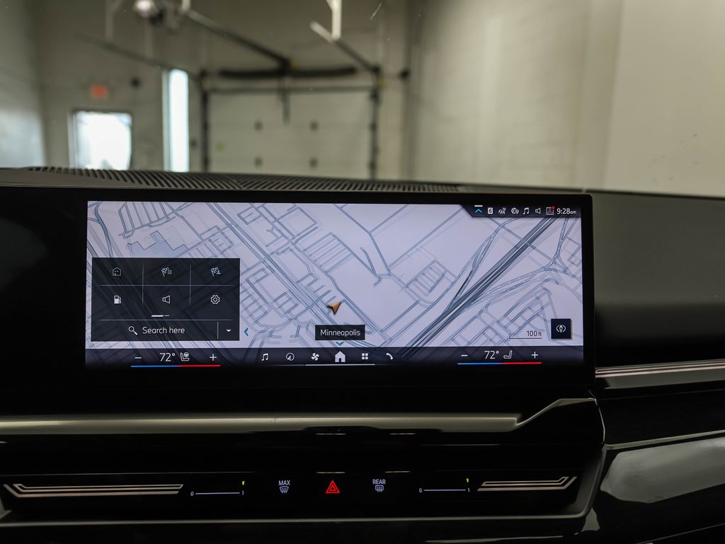 Thumbnail: 2026 BMW 5 Series - 18