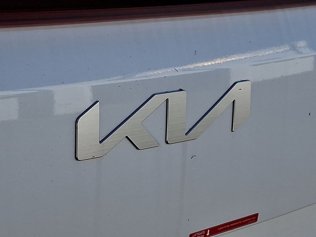 2026 Kia Carnival EX - Photo 12