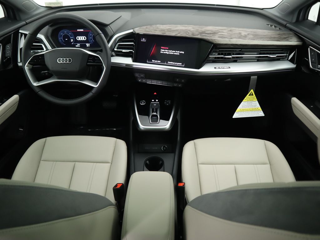 2025 Audi Q4 e-tron  14