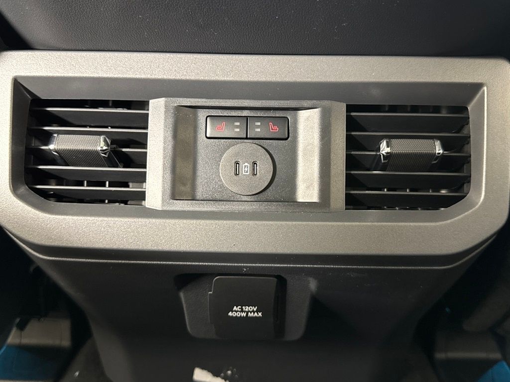 New 2026 Black Ford Lariat image 32