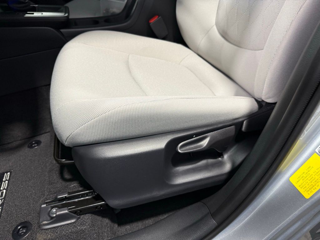 Thumbnail: 2026 Toyota Corolla Cross - 30