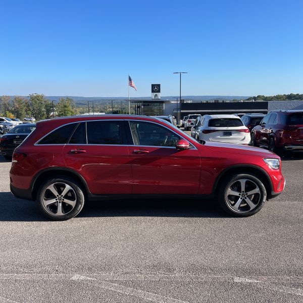 2021 Mercedes-Benz GLC GLC 300 6