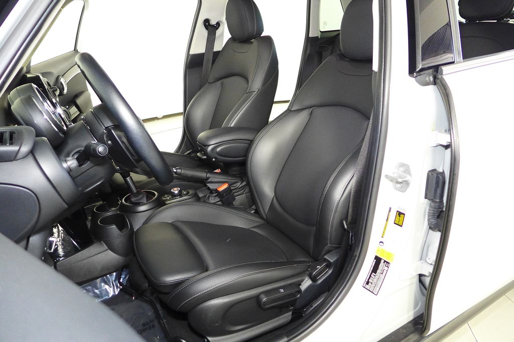 Thumbnail: 2019 MINI Cooper - 22