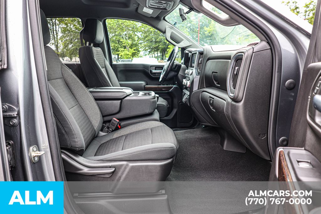 Used 2020 Gray GMC SLE image 21