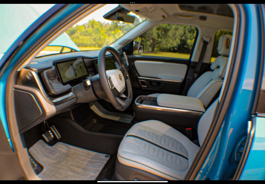 Interior 13