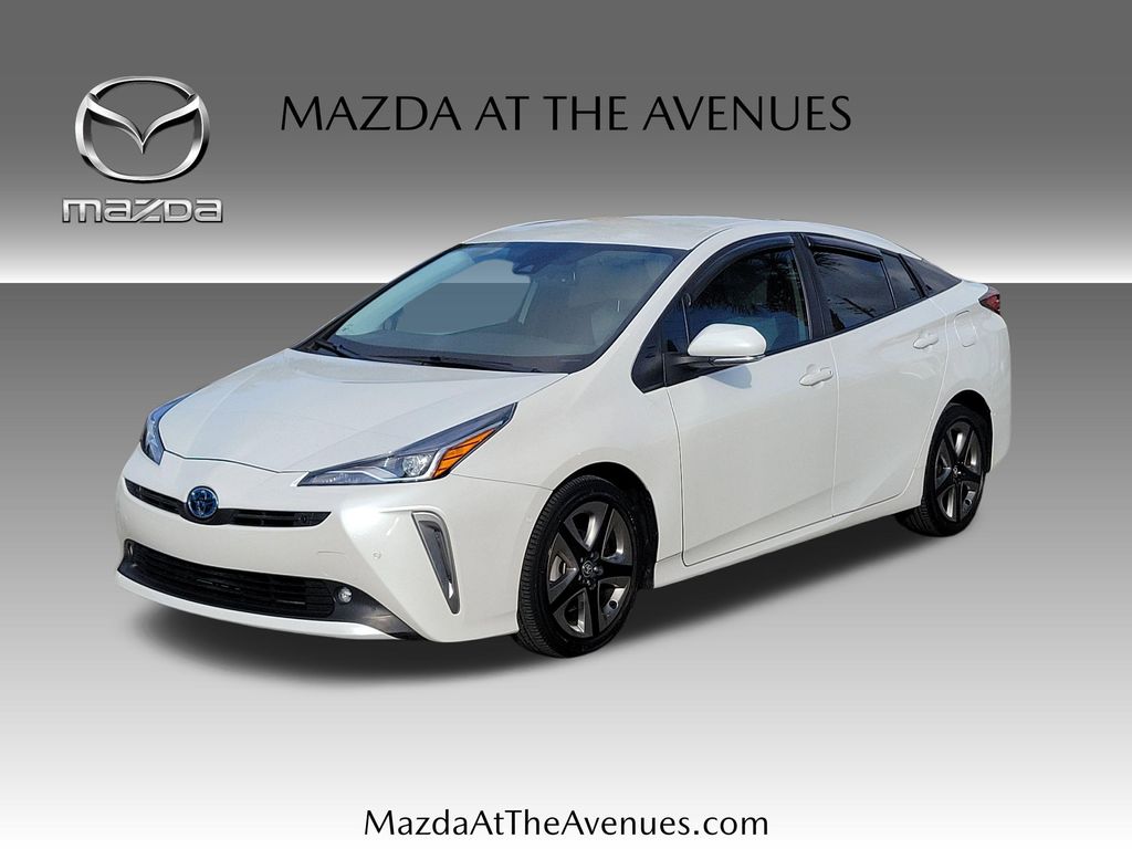 2022 Toyota Prius XLE