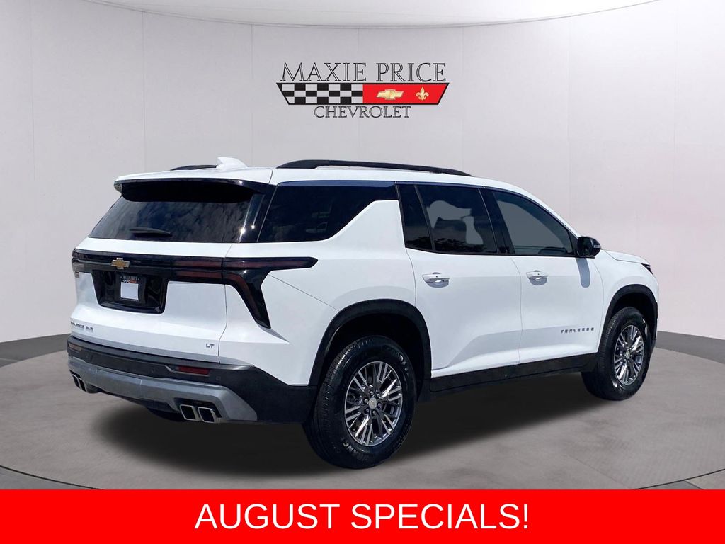 Used 2024 Chevrolet Traverse SUV