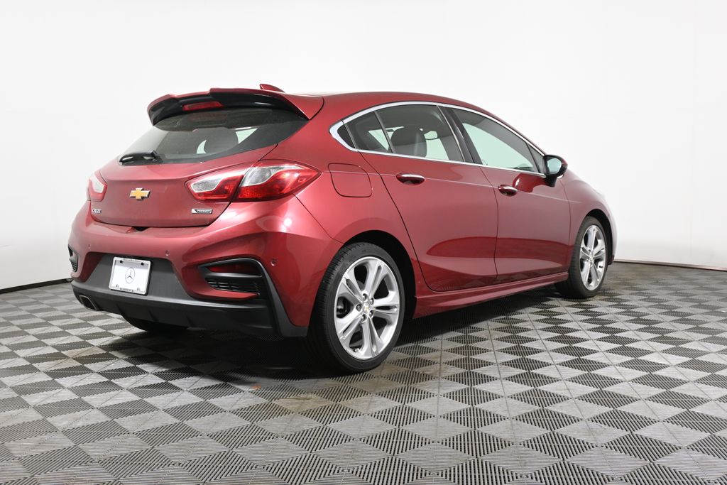 Thumbnail: 2017 Chevrolet Cruze - 7