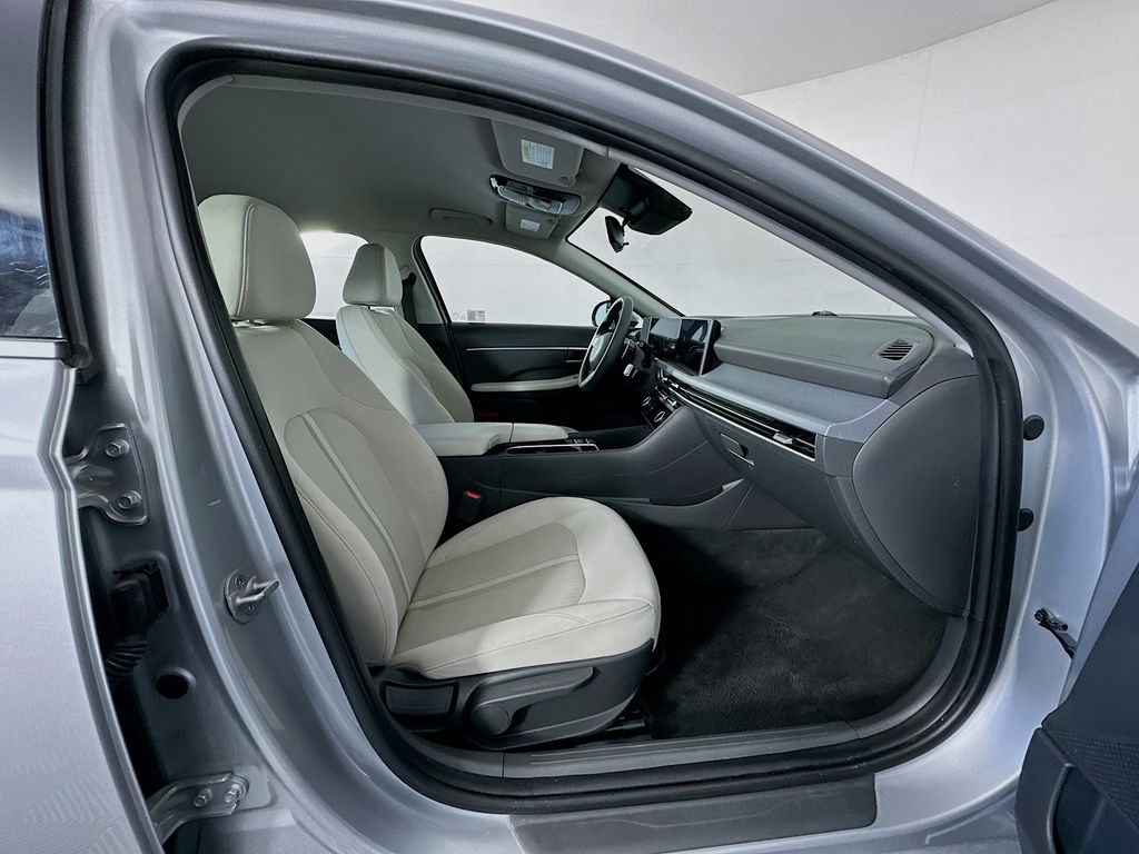 Thumbnail: 2024 Hyundai Sonata - 27