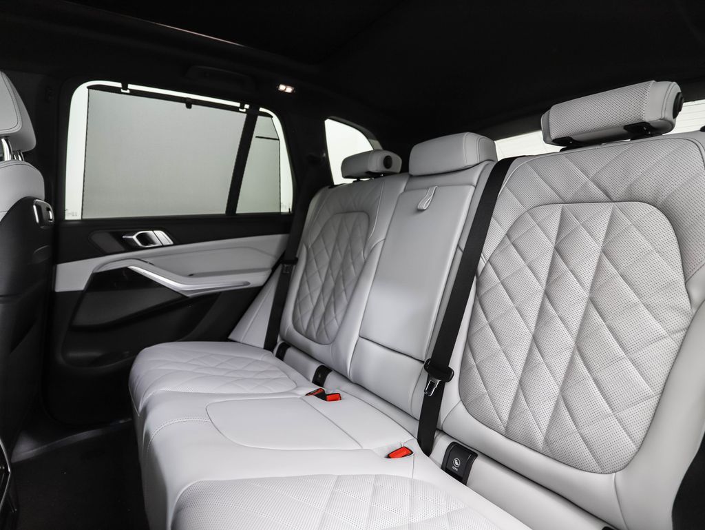 Thumbnail: 2026 BMW X5 - 24