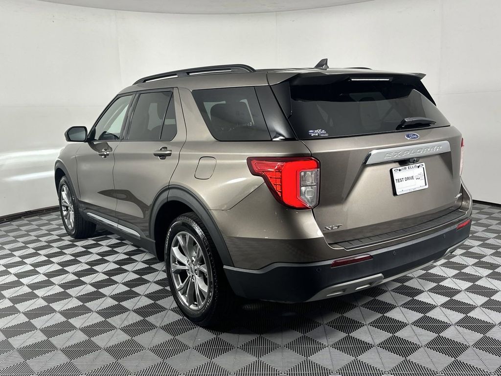 2021 Ford Explorer XLT 5