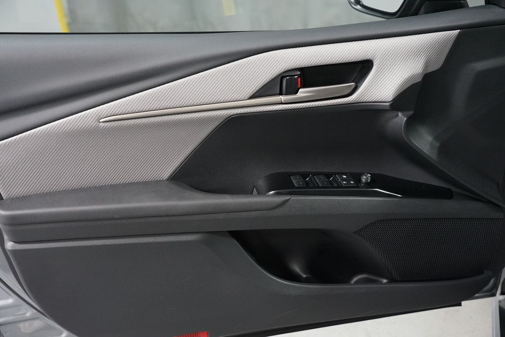 Thumbnail: 2026 Toyota Camry - 31