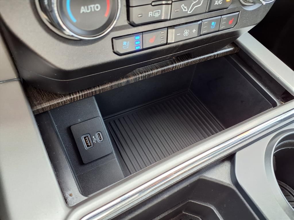 2021 Ford F-250SD Lariat Blue at Autostrade