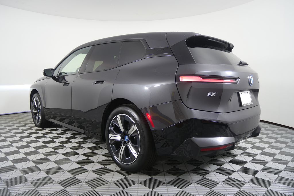 Thumbnail: 2024 BMW iX - 5