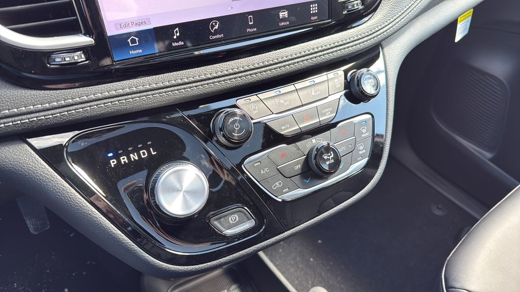 2026 Chrysler Pacifica