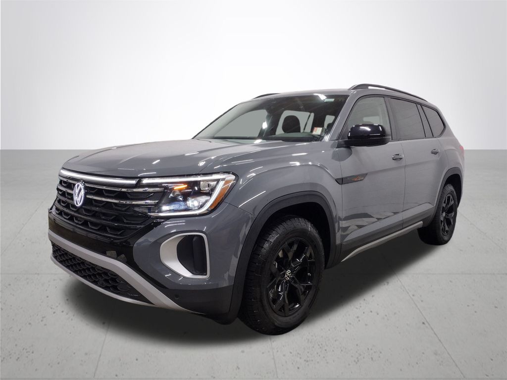 2025 Volkswagen Atlas 2.0T Peak Edition SE W/Tech