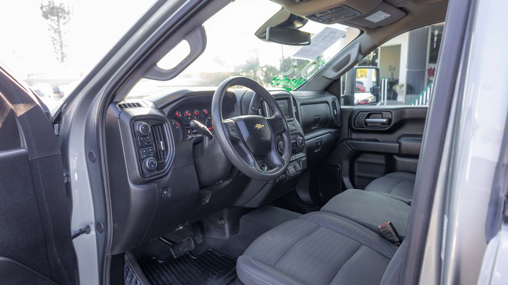 Used 2024 Chevrolet Silverado 2500HD Custom 4D Crew Cab